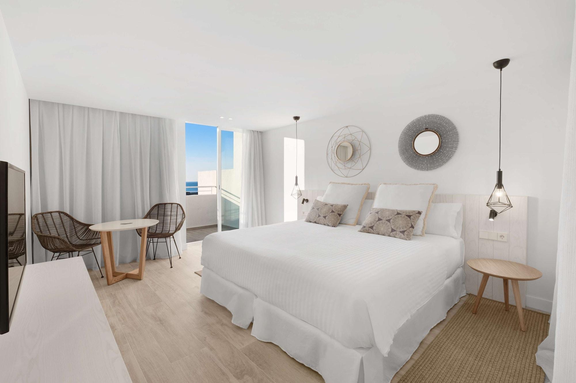Hotel Barcelo Portinatx - Adults Only Esterno foto